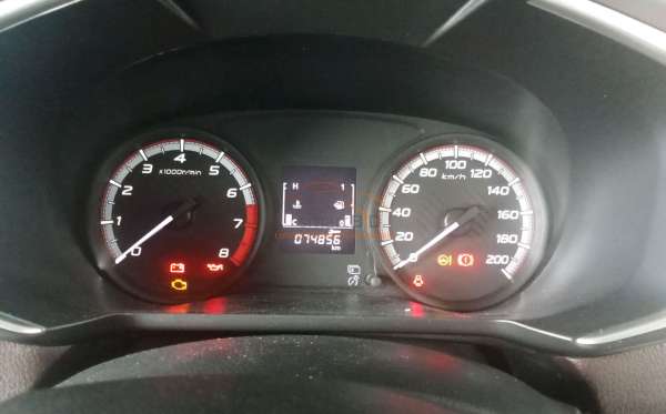 NISSAN GRAND LIVINA