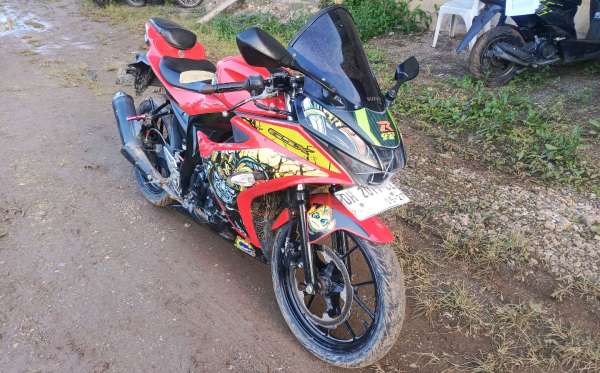 SUZUKI GSX R 150