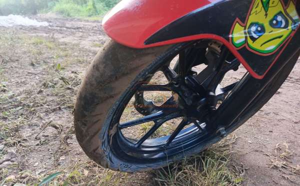 SUZUKI GSX R 150