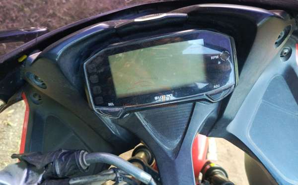 SUZUKI GSX R 150