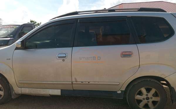 TOYOTA AVANZA 1.3 G