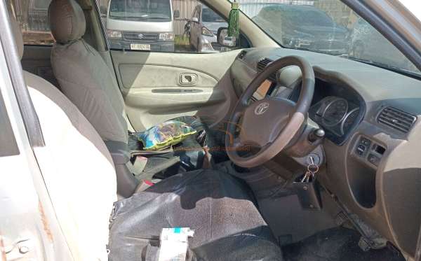 TOYOTA AVANZA 1.3 G