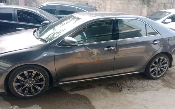TOYOTA CAMRY V 2.5