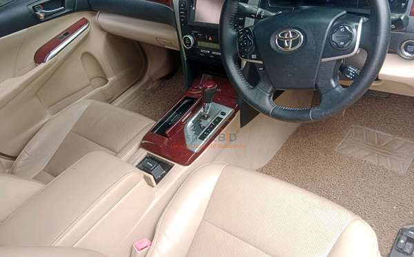 TOYOTA CAMRY V 2.5
