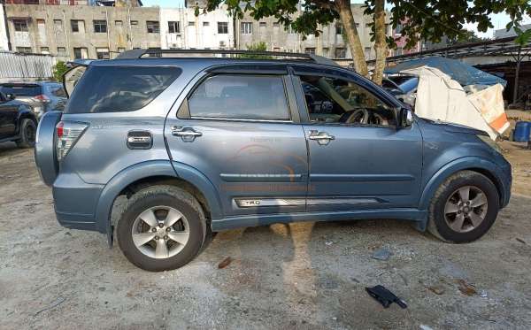 TOYOTA RUSH