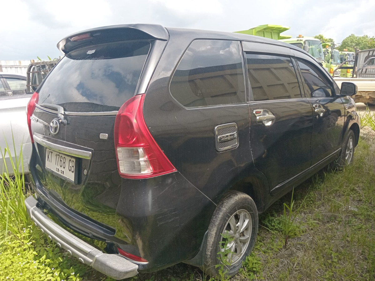 TOYOTA AVANZA 1.3 G
