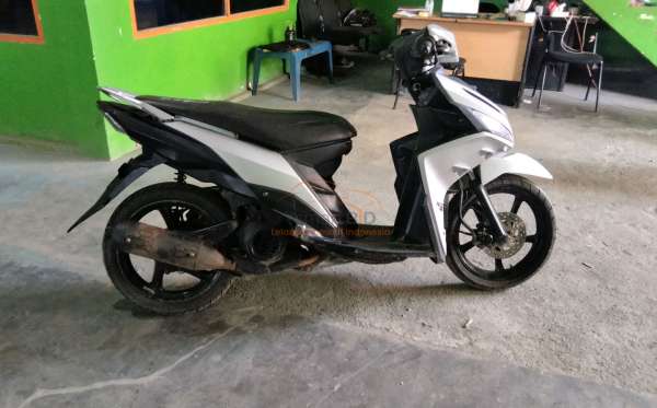 YAMAHA MIO Z