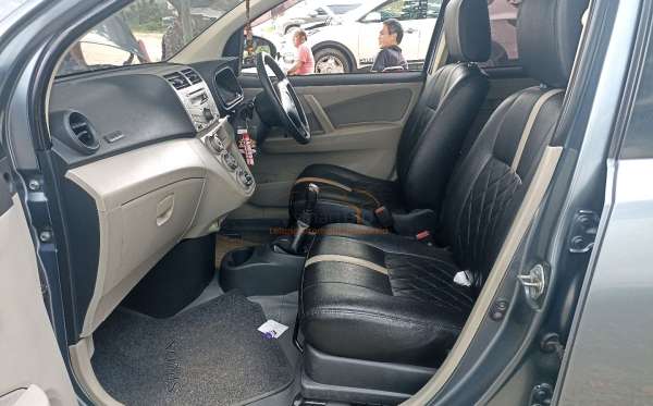 DAIHATSU SIRION