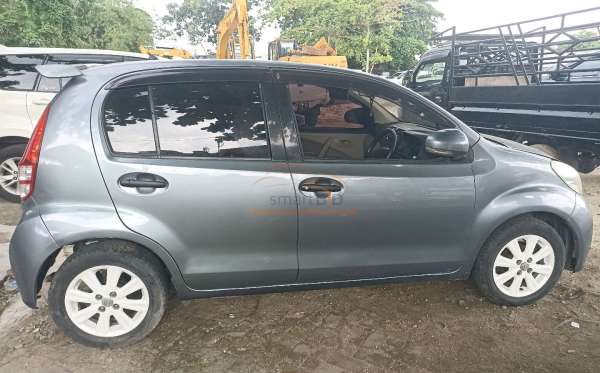 DAIHATSU SIRION