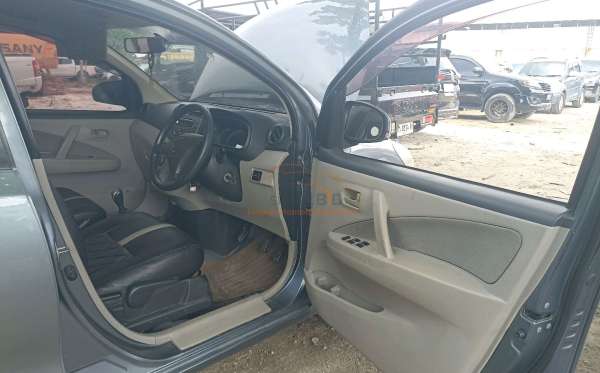 DAIHATSU SIRION