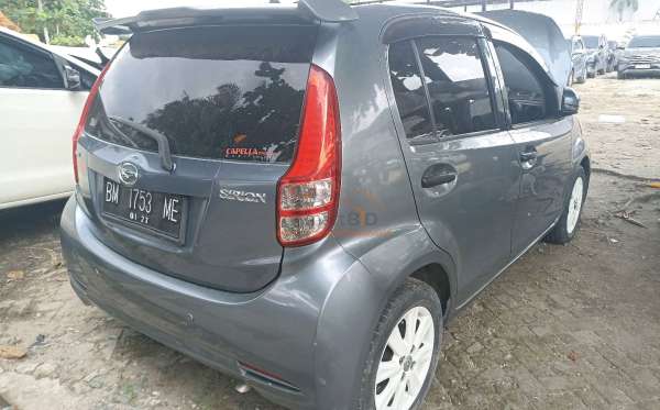 DAIHATSU SIRION