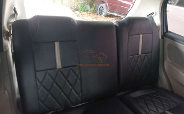DAIHATSU SIRION