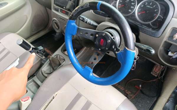 DAIHATSU  XENIA