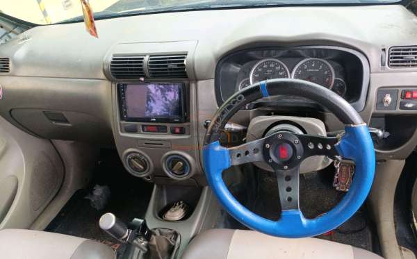 DAIHATSU  XENIA