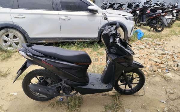 HONDA  BEAT