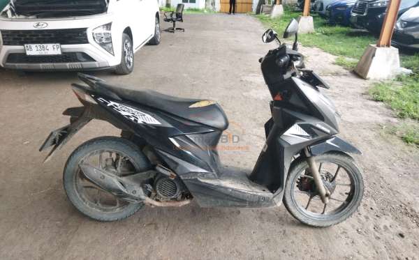 HONDA  BEAT
