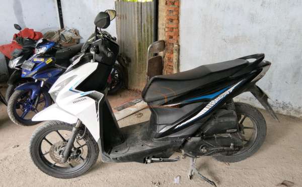 HONDA  BEAT