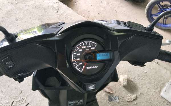 HONDA  BEAT