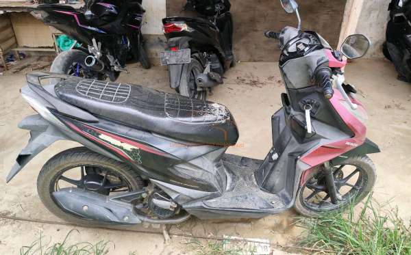 HONDA  BEAT