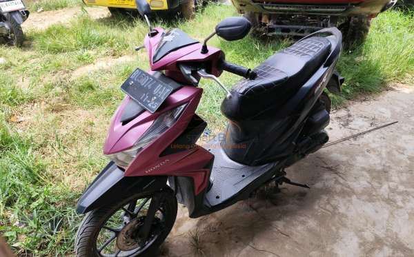 HONDA  BEAT