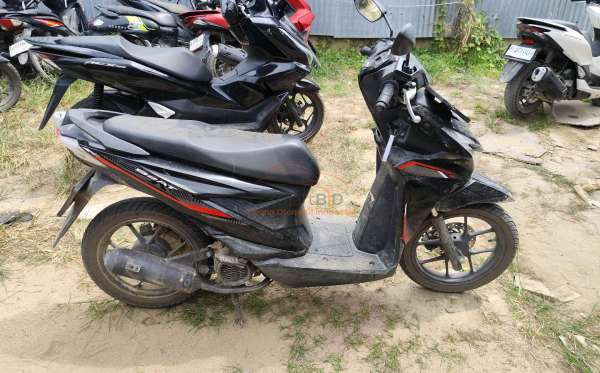 HONDA  BEAT