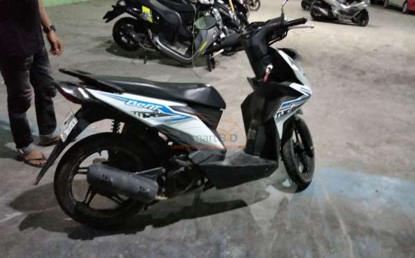 HONDA  BEAT