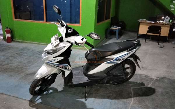 HONDA  BEAT