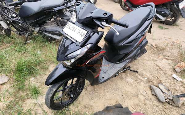 HONDA  BEAT