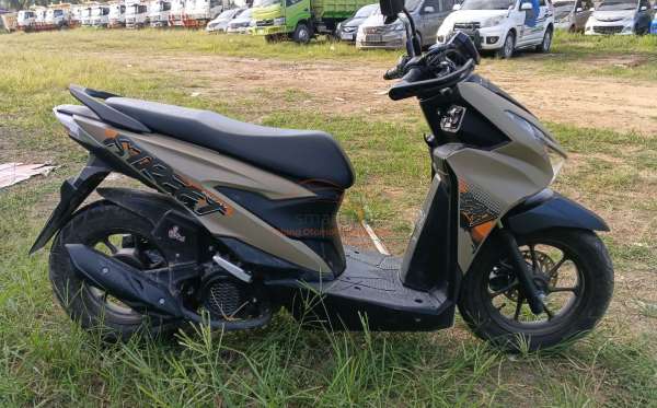 HONDA BEAT STREET