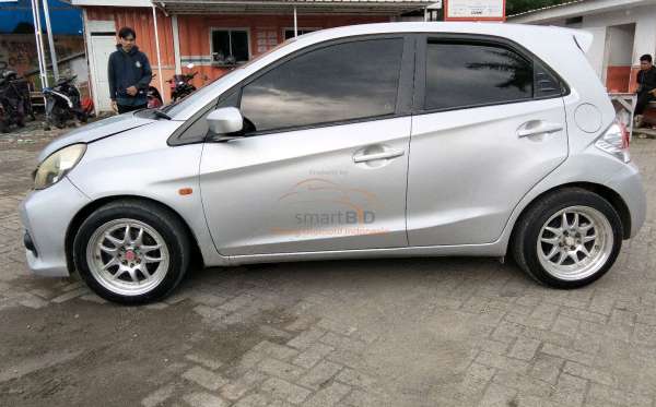 HONDA BRIO