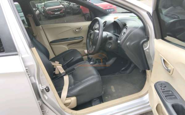 HONDA BRIO