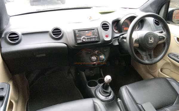 HONDA BRIO