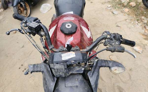 HONDA CB 150 Verza
