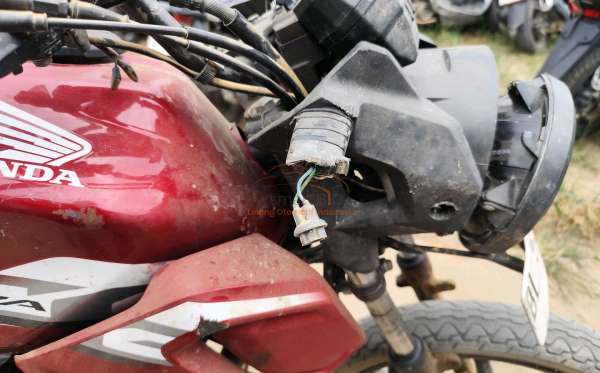 HONDA CB 150 Verza