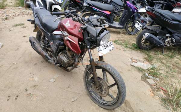 HONDA CB 150 Verza