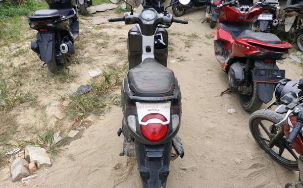 HONDA  SCOOPY