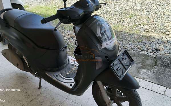 HONDA SCOOPY PRESTIGE