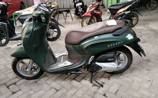 HONDA SCOOPY PRESTIGE