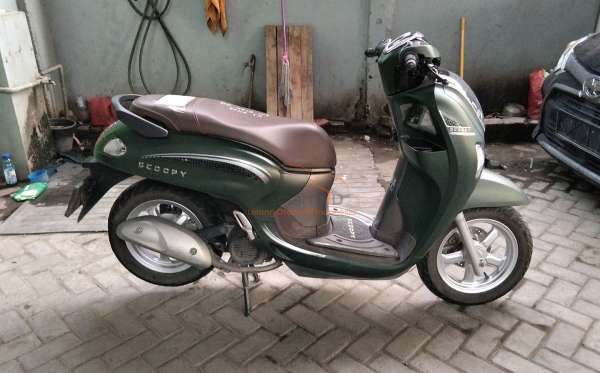 HONDA SCOOPY PRESTIGE