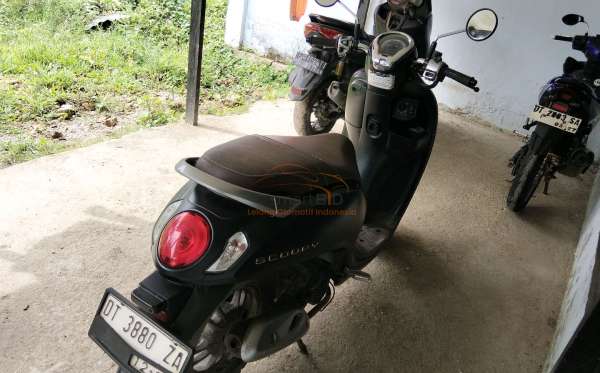 HONDA  SCOOPY