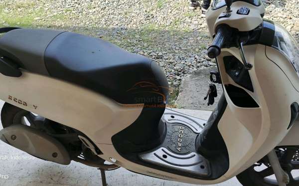 HONDA SCOOPY PRESTIGE