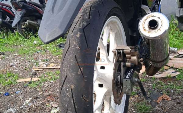 HONDA SONIC 150 R