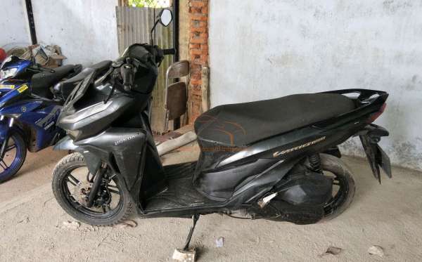 HONDA  VARIO 150