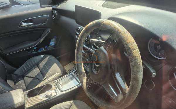 MERCEDES BENZ A 200