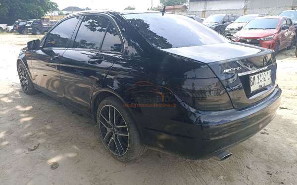MERCEDES BENZ C 200 CGI