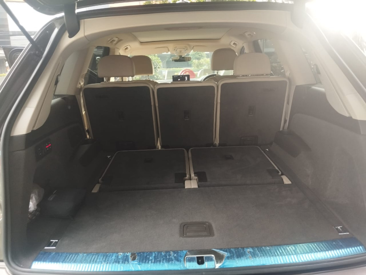AUDI Q7.30  TFSI