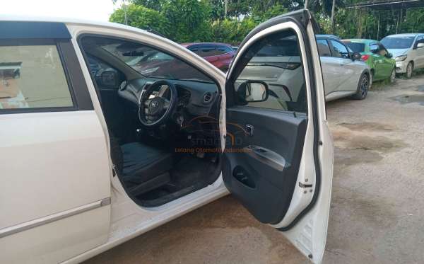 TOYOTA AGYA 1.0 G