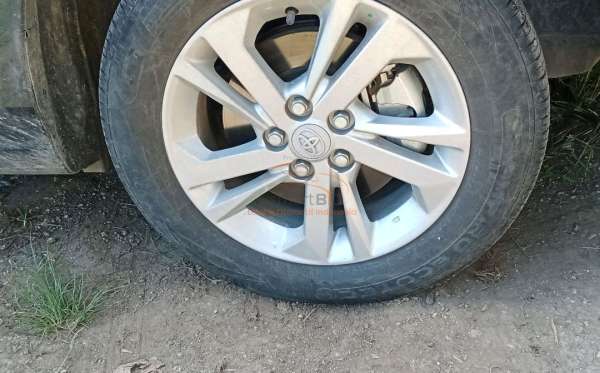TOYOTA AVANZA E