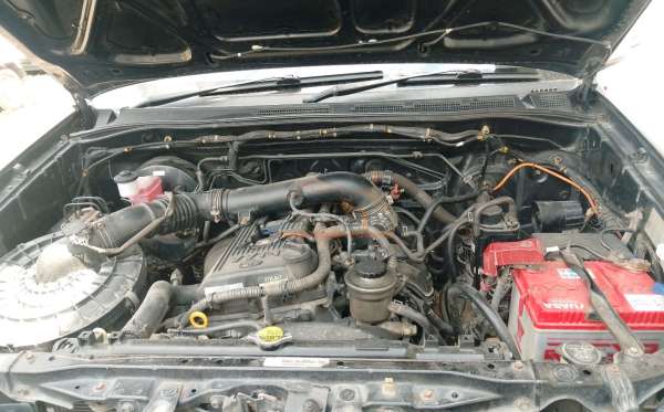 TOYOTA FORTUNER V