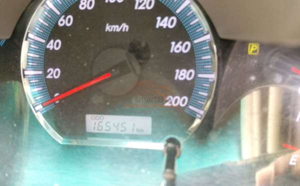 TOYOTA FORTUNER V
